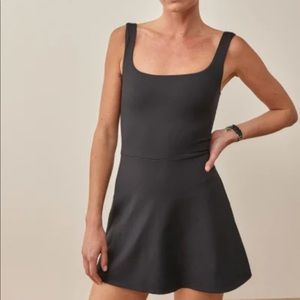 Reformation Amy Ecostretch Active Dress in Black, Size XS